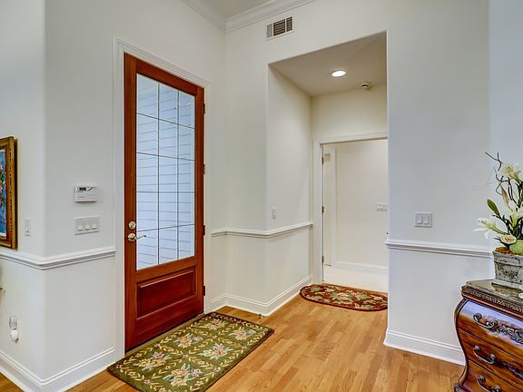 4th image of 17 Winding Trail Ln