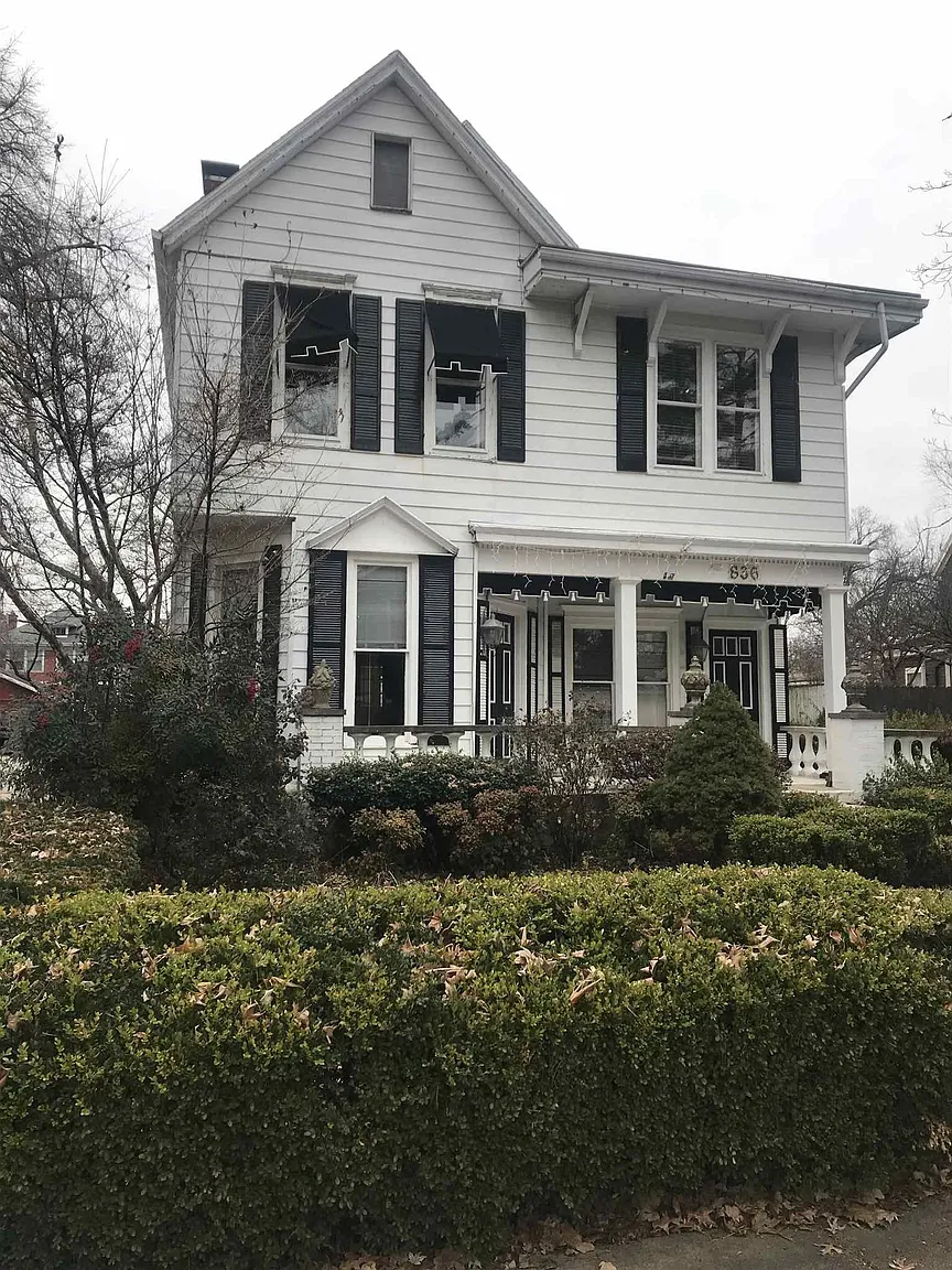 836 E Powell Ave photo 1