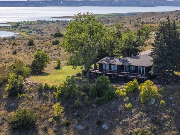 28167 200th St, Pierre, SD 57501