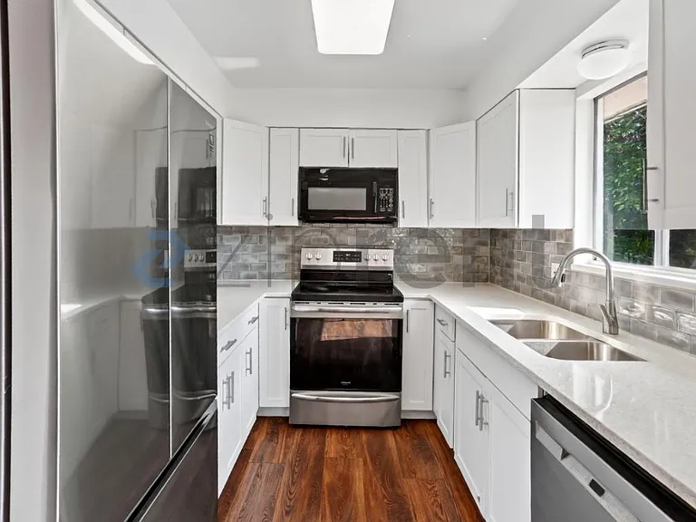 1804 S Whitcomb St — Photo 10