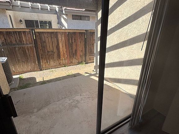 5th image of 13598 Sandstone Dr