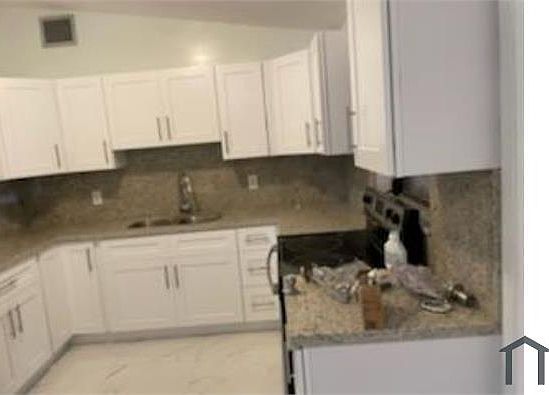3rd image of 17690 NE 5th Ct