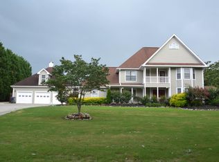 231 Maranatha Trl, Lawrenceville, GA 30045