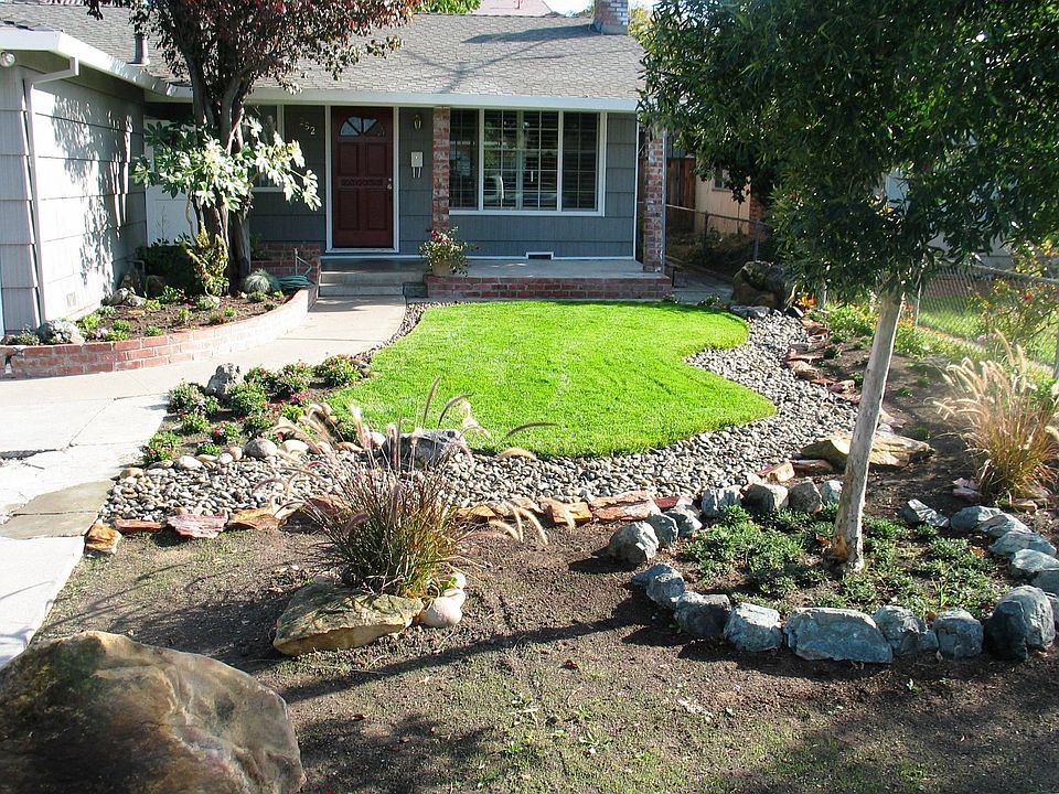 1st image of 292 Sylvia Ave