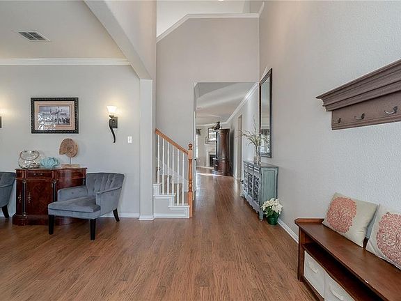 3rd image of 12411 Angelo Dr