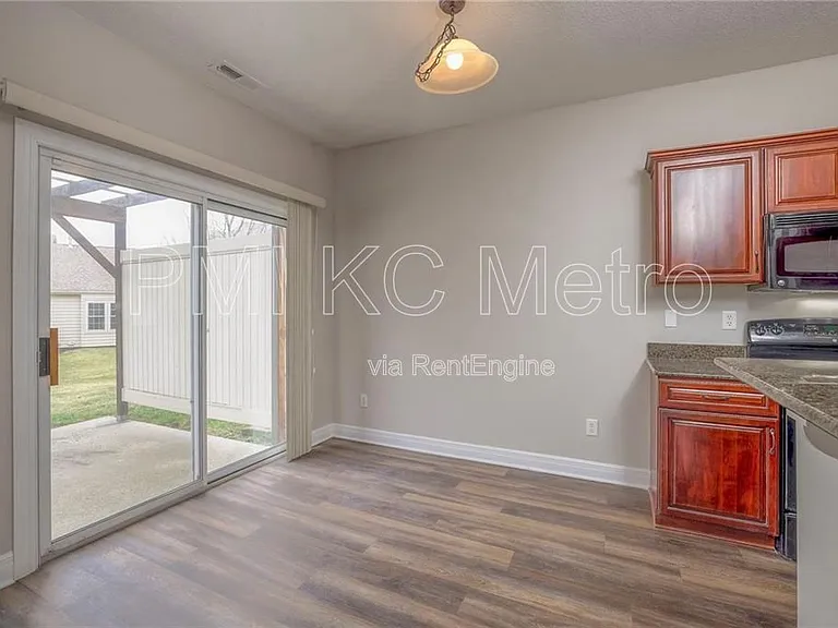 8921 Inkster St — Photo 26