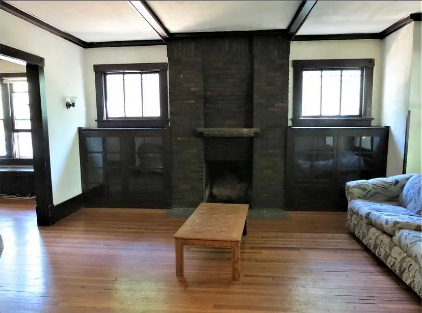 Building Photo - 714 W Nevada St #1