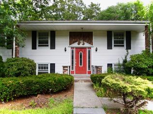 278 Vernon St, Bridgewater, MA 02324