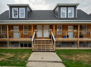 168-164 Picton St E #1, Hamilton, ON L8L 3W3