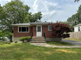 217 W Locust Dr, Beckley, WV 25801