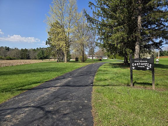 5th image of 2770 N Dearing Rd