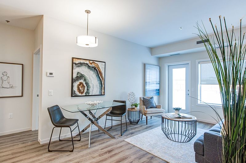 Winnipeg Apartment for rent - 2 Bedrooms — photo 24