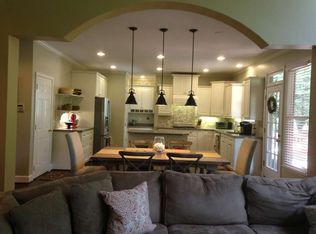 530 Eden Close Ct, Roswell, GA 30075
