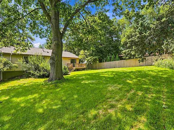 4th image of 22 Wrexham Dr