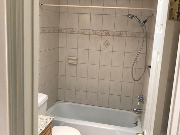 5th image of 1231 Euclid St APT 10