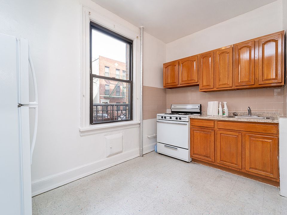1st image of 31-53 34th St #11F