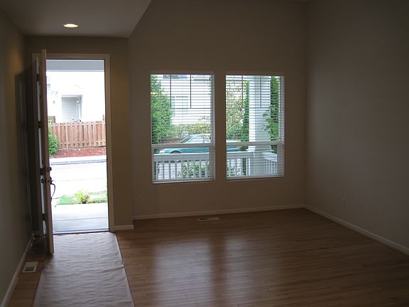 5th image of 8408 24th Pl NE