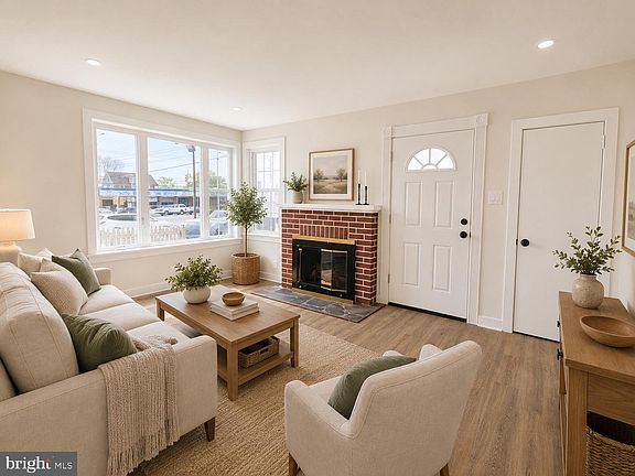 3rd image of 310 Swarthmore Ave