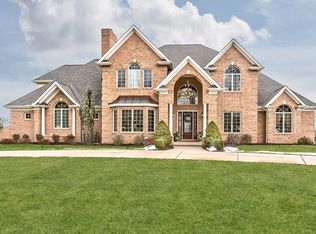 709 Parkview Dr, Gibsonia, PA