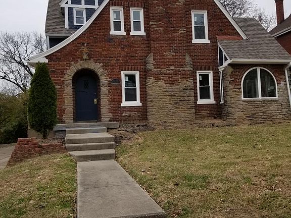 2nd image of 3613 Eaton Ln