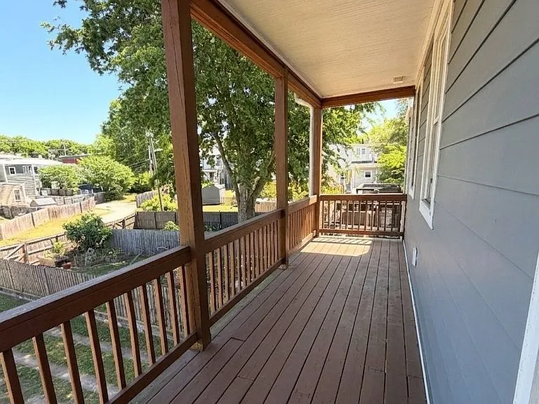 2008 Cedar St — Photo 13