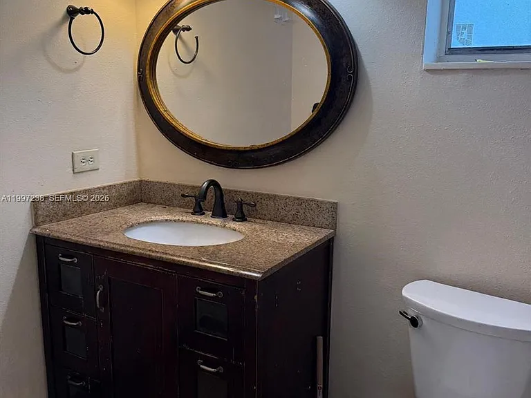 447 NE 195th St #309 — Photo 8