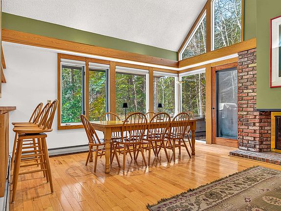 4th image of 74 Pond View Road