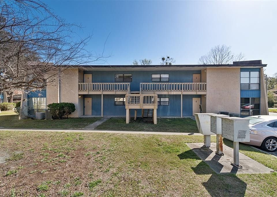 1st image of 2811 SW Archer Rd APT A2