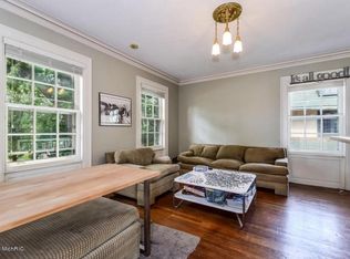 520 Madison Ave SE APT 4, Grand Rapids, MI 49503