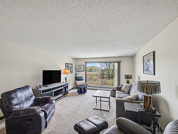 5th image of 1304 Medicine Lake Dr W #221
