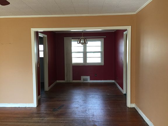 3rd image of 1426 Knollwood Dr