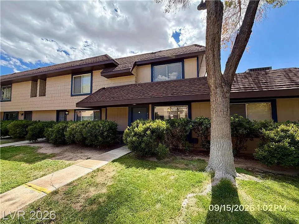 6122 Meadow View Ln