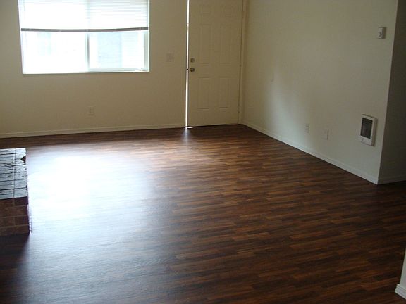 5th image of 3102-3108 Kauffman Ave #3108-C