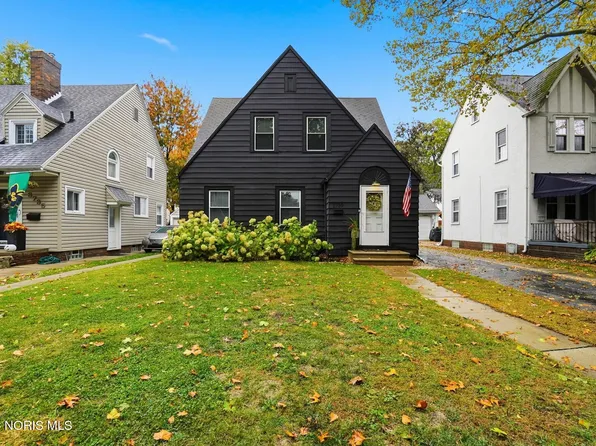 3739 Garrison Rd, Toledo, OH 43613