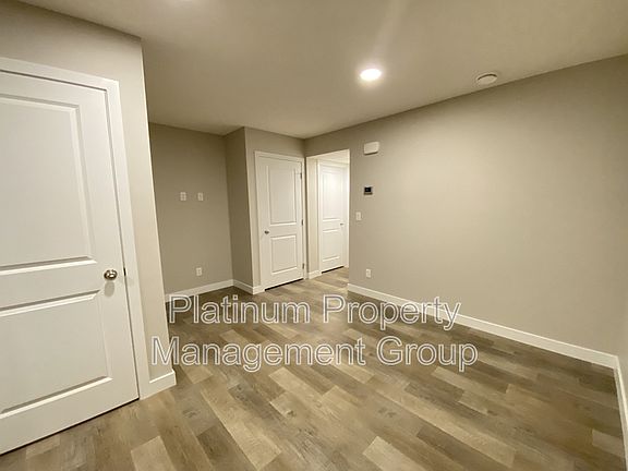 4th image of 165 Walcrest Blvd SE Unit B