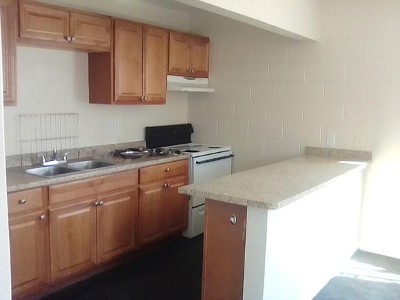 3rd image of 2576 Van Patten St #27