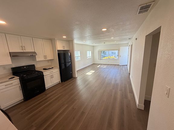 5th image of 610 Warford Ave