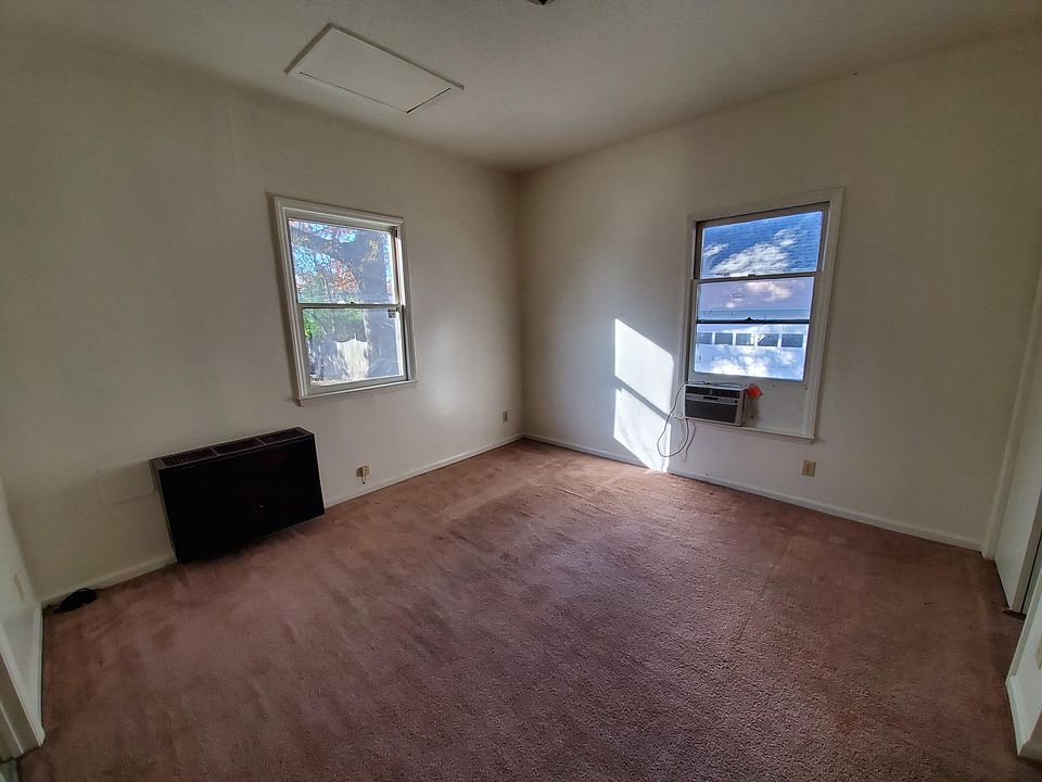 2nd image of 669 Percy St APT 2