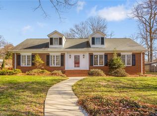 1802 Brookcliff Dr, Greensboro, NC 27408