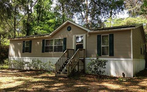 1st image of 322 SE Charmont Ln
