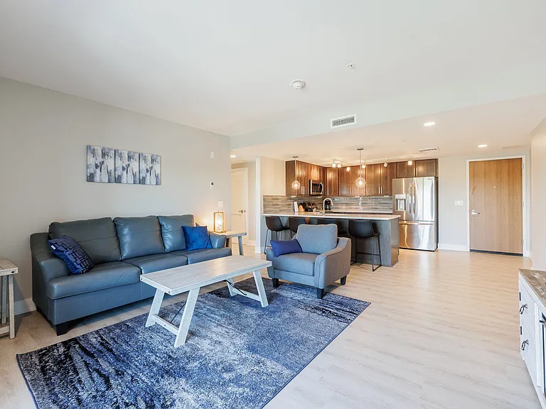 205 Lakeshore Dr #412 — Photo 13