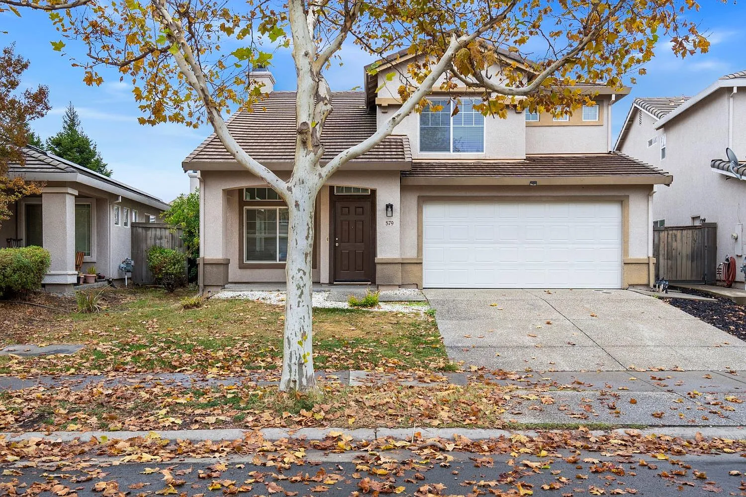 579 Regency Park Cir photo 1