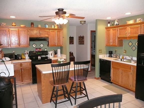 3rd image of 1608 Hatteras Dr