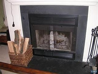 2nd image of 262 Oakland Ct