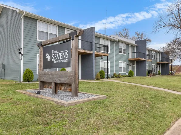 705 W Crawford St, Denison, TX 75020