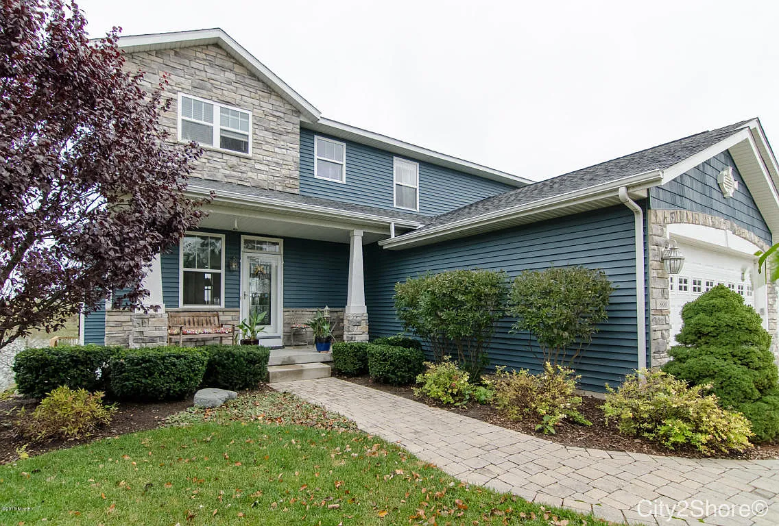 8880 Cavalier Ct photo 1