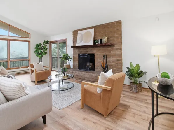 18 Middle Canyon Way #B, Carmel Valley, CA 93924