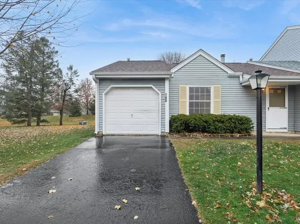 766 Brittany Ln, Island Lake, IL 60042