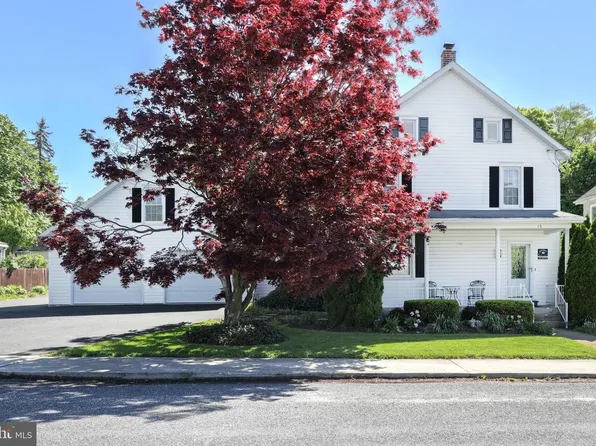 15 Prospect St, Aspers, PA 17304