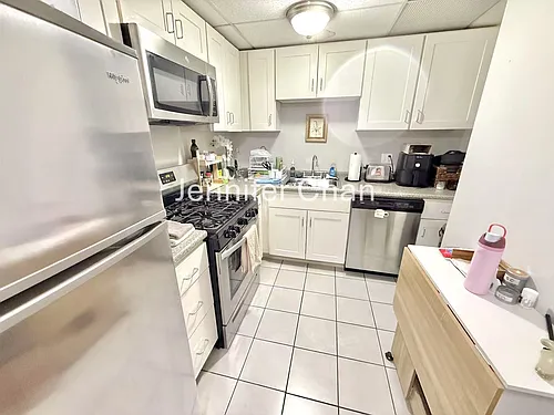 189 Chestnut Hill Ave Photo 1